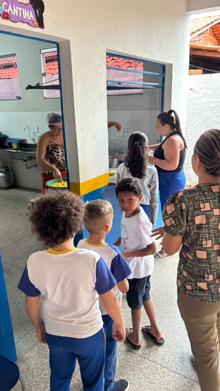 Testes de Aceitabilidade do Leite com Chocolate nas Escolas Municipais
