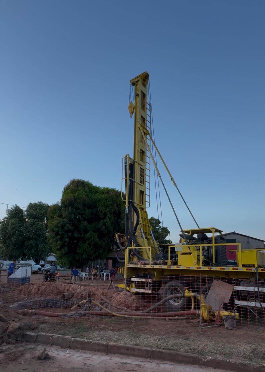 Município avança com obra de perfuração de poço